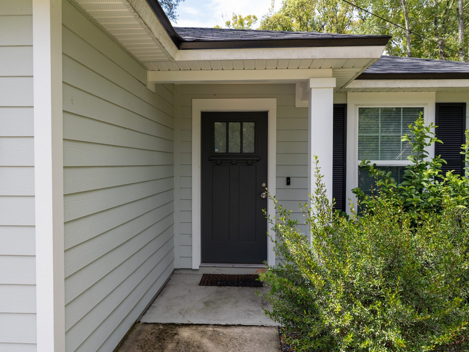4649 Suray Avenue — Covered Front Entry with Craftsman Door